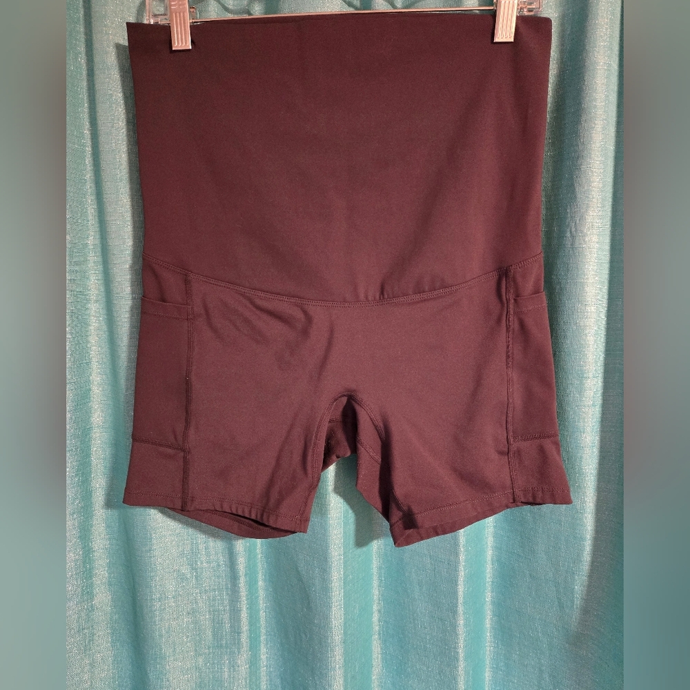 Poshdivah Maternity Bundle Of 4 Athletic Shorts - Picture 2 of 5